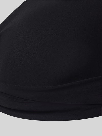 Produktfoto, Bikini-Oberteil mit Knotendetail Modell 'SOLID' von Barts, schwarzer Material-Mix mit Stretch-Anteil, glatte Struktur, körpernahe Passform, V-Ausschnitt
