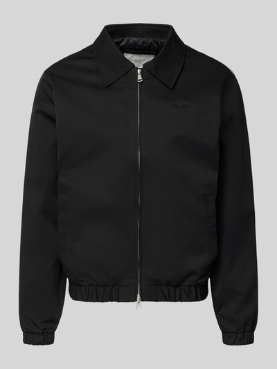 Produktfoto, schwarze Jacke mit Zweiwege-Reißverschluss Modell 'CATSKILLS' von Jack & Jones, Regular Fit, Umlegekragen, glatte Textur.