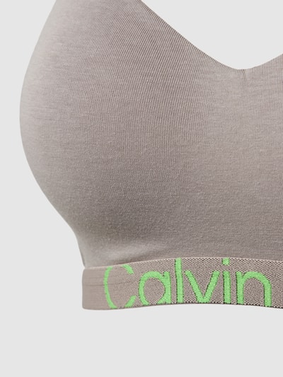 Calvin Klein Underwear Biustonosz typu bralette z paskiem z logo model ‘FUTURE SHIFT’ Szarobrązowy 2