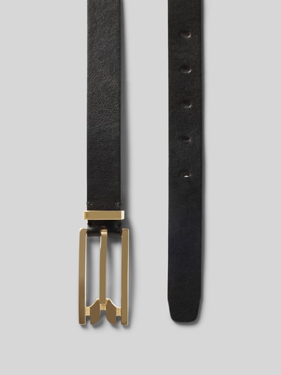 Produktfoto, schwarzer Gürtel aus echtem Leder Modell 'Dorian' von Victoria Beckham, goldene Dornschließe, glatte Textur, schmale Passform, Breite 2 cm bei Größe 80