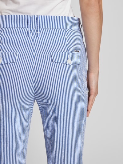 Brax Spodnie materiałowe o kroju tapered fit ze wzorem w paski model ‘Mara’ Jasnoniebieski 3