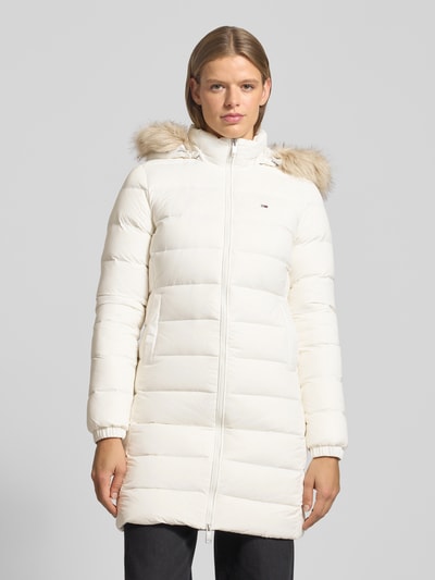 Tommy Jeans Płaszcz pikowany o kroju slim fit z wypełnieniem puchem i pierzem Złamany biały 4