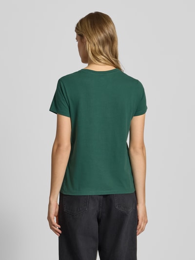 Levi's® T-shirt met labelpatch Rietgroen - 5