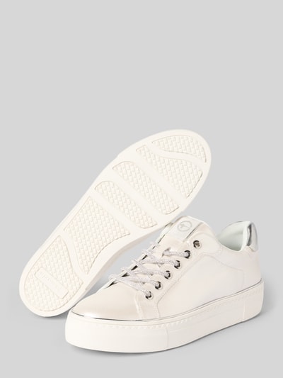 Produktfoto, Low Top Sneaker mit Schnürung von Tamaris, unifarben schimmernd mit Animal Print, runde Spitze, Plateau-Sohle, strukturiert