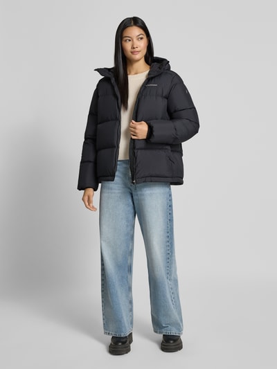 PEAK PERFORMANCE Regular fit gewatteerd jack met logostitching, model 'Rivel' Zwart - 1