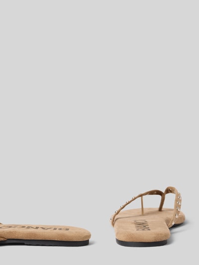 BIANCO Zehentrenner mit Ziernieten Sand 2