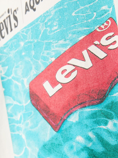 Levi’s® Kids Regular Fit T-Shirt aus Baumwoll-Mix Modell 'AQUATIC LOUNGE TEE' Weiss 2
