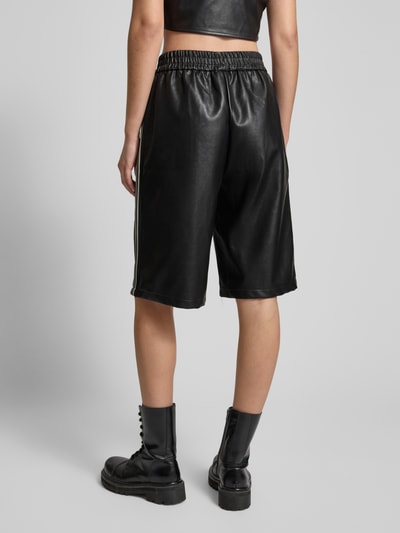 Karo Kauer Relaxed Fit Shorts in Leder-Optik Black 5