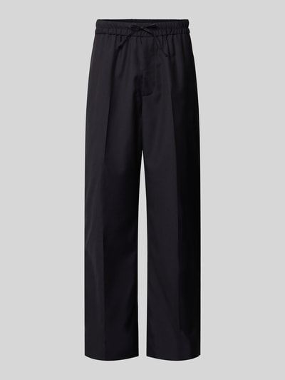 Produktfoto, schwarze Stoffhose aus Woll-Mix von Officine Générale, Straight Fit, elastischer Bund, Bundfalten, texturiertes Material