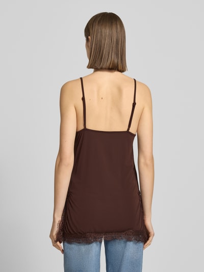 Gina Tricot Regular Fit Top mit Spitzenbesatz Schoko 5