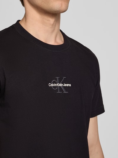 Calvin Klein Jeans T-Shirt mit Rundhalsausschnitt und Label-Stitching Black 3