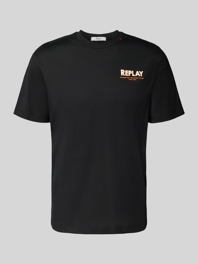Produktfoto, Regular Fit T-Shirt mit Logo-Stitching von Replay, czarny bawełniany krój regular fit, nadruk statement, okrągły dekolt, długość tyłu w rozmiarze M: 70 cm