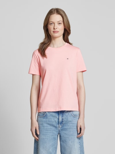 Gant T-Shirt mit Label-Print Pink 4