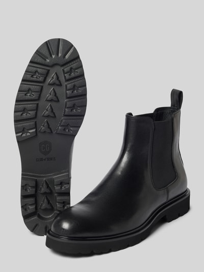 Produktfoto, schwarze Stiefel aus echtem Leder in glatter-Optik Modell 'ULMER' von CG – CLUB of GENTS, runde Form, profilierte Sohle