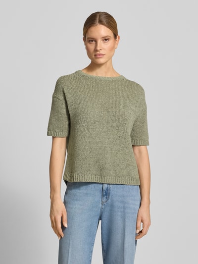 Modelka nosi Loose Fit Pullover aus Baumwoll-Mix von Marc O'Polo, zielony, dzianina, okrągły dekolt, krótki rękaw, widok całej sylwetki z przodu.