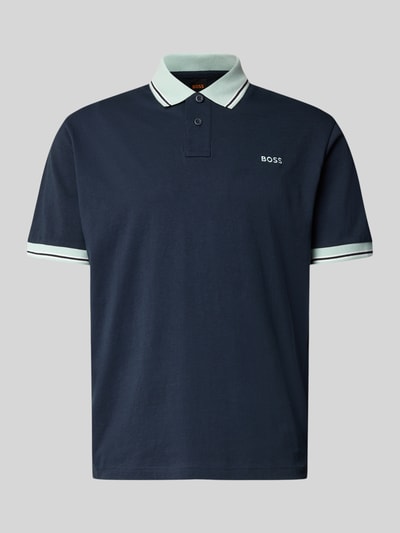 Produktfoto, Regular Fit Poloshirt aus reiner Baumwolle Modell 'BLOCKS' von BOSS Orange in Dunkelblau, unifarben mit Polokragen, kurze Ärmel, Piqué-Struktur