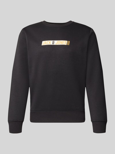Produktfoto, czarna bluza Regular Fit Sweatshirt mit Baumwoll-Anteil Modell 'Munk' od JACK & JONES, mieszanka bawełny, nadruk z logo, elastyczne wykończenia, okrągły dekolt, Długość tyłu w rozmiarze M: 60 cm, Długość rękawów w rozmiarze M: 67 cm