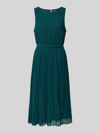 Produktfoto, zielone Midikleid mit Plisseefalten und Bindegürtel von Apricot, szyfon, krój slim fit, okrągły dekolt, długość tyłu w rozmiarze S: 119 cm, szerokość w rozmiarze S: 34 cm