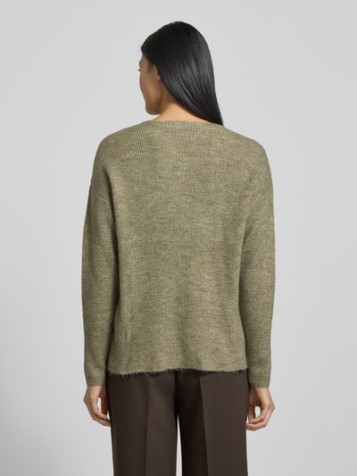 Vero Moda Regular Fit Strickpullover mit V-Ausschnitt Modell 'CREWLEFILEGLITTER' Oliv 5