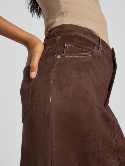 Only Spódnica midi ze szwami w kontrastowym kolorze model ‘STINA LIFE’ Czekoladowy 3