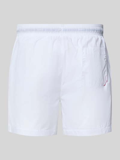 Produktfoto, Badehose mit Tunnelzug Modell 'HAITI' von HUGO für Herren, weiß, gerade Form, glatte Textur, auf grauem Hintergrund