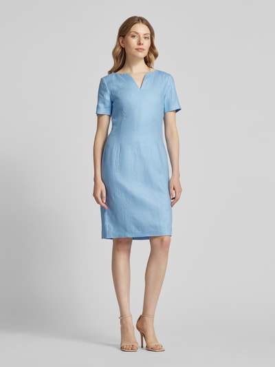 WHITE LABEL Knielanges Kleid mit V-Ausschnitt Hellblau 4