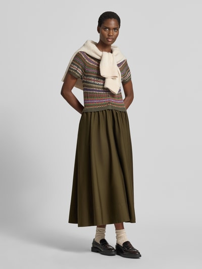 Modelka nosi A-Linien Freizeitkleid aus Woll-Mix mit Kaschmir-Anteil od Polo Ralph Lauren, ciemna zieleń, tekstura gładka, sukienki casualowe, Ganzkörperansicht von vorne.