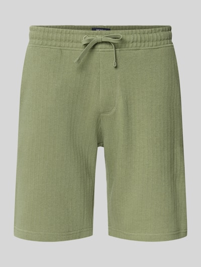 Produktfoto, Regular Fit Shorts mit Tunnelzug von MCNEAL aus grünem Baumwoll-Mix mit Stretch-Anteil, Eingrifftaschen und Gesäßtasche.