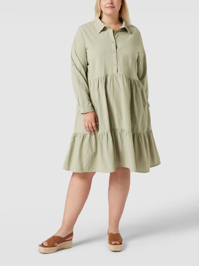 KAFFE Curve PLUS SIZE knielange jurk met platte kraag Lindegroen - 4