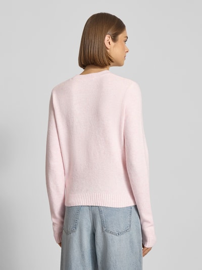 Review Eng anliegender Strickpullover mit Rundhalsausschnitt Rose Melange 5