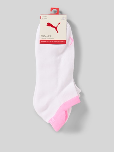 Produktfoto, Sneakersocken mit Logo im 2er-Pack von PUMA aus Baumwoll-Mix mit Stretch-Anteil, körpernahe Passform, weiß und rosa.