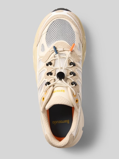 Produktfoto, sneakersy 'Sneaker aus Leder-Mix mit profilierter Sohle' von Barracuda w mieszance skóry, zaokrąglony czubek, wiązanie, profilowana podeszwa, wysokość obcasa w rozmiarze 44: 6 cm, wysokość cholewki w rozmiarze 44: 7 cm, szerokość w rozmiarze 44: 9 cm, kolory: beżowy, biały, szary, tekstury: siateczka i gładka skóra