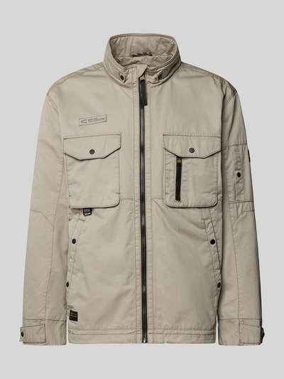 Productfoto, Jacke aus reiner Baumwolle mit Brusttaschen van camel active in beige, rechte fit, borst- en steekzakken, opstaande kraag, rits, labelpatch, katoenen textuur