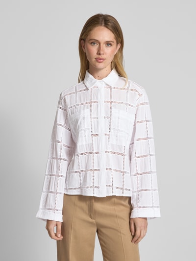 Christian Berg Woman Regular Fit Bluse mit Lochstickerei Weiss 4