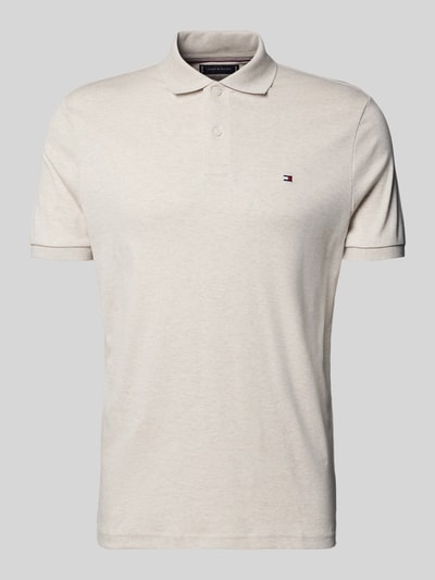 Produktfoto, Regular Fit Poloshirt aus reiner Baumwolle Modell 'LIQUID COTTON' von Tommy Hilfiger in Melange-Optik mit Logo-Stitching, Polokragen, kurzen gerippten Ärmeln und Seitenschlitzen, leichte strukturierte Textur