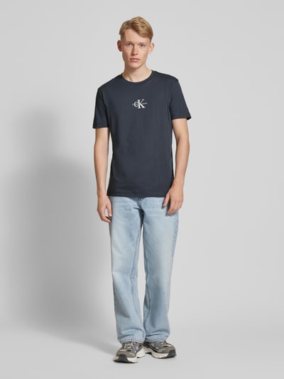 Calvin Klein Jeans T-Shirt mit Label-Stitching Dunkelgrau 1