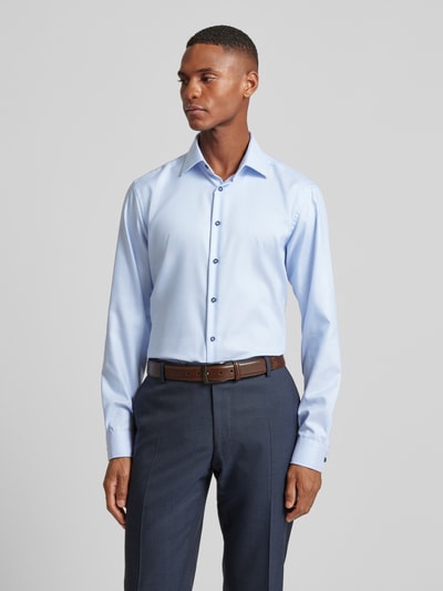 Christian Berg Men Regular Fit Business-Hemd mit Kentkragen Bleu 4