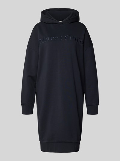Produktfoto, Oversized Sweatkleid aus reiner Baumwolle von Marc O'Polo, efekt: jednolity kolor, krój oversized, długość midi, aplikacja z wyhaftowanym logo, napis z logo, rękawy długi, zakończenie rękawów prążkowane, wykończenie materiału: dzianina dresowa, materiał: bawełna