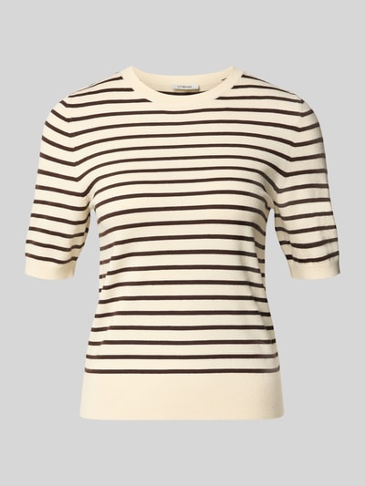 Produktfoto, Slim Fit Pullover aus Viskose-Mix von s.Oliver RED LABEL in Creme mit braunen Querstreifen, glatte Stricktextur.