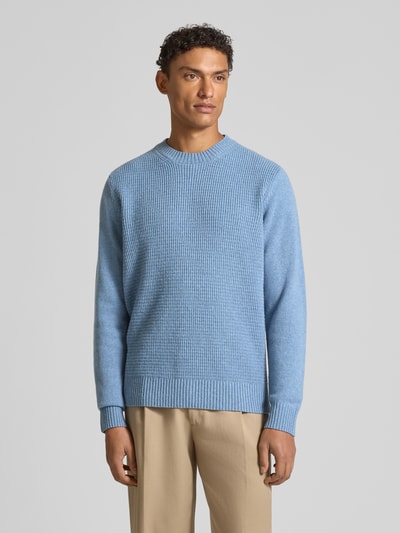 MAERZ Muenchen Strickpullover aus Schurwolle mit Strukturmuster Jeansblau 4
