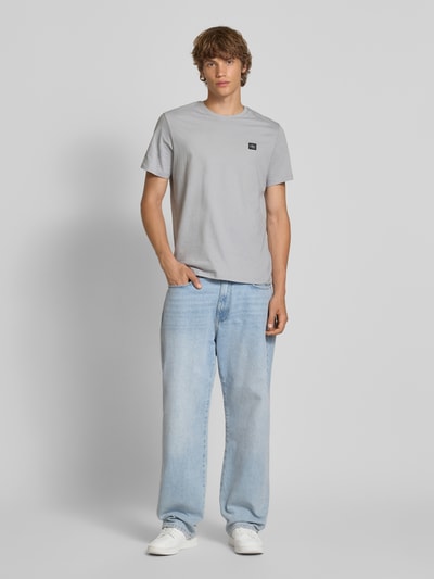 Calvin Klein Jeans T-Shirt mit Label-Patch Hellgrau 1