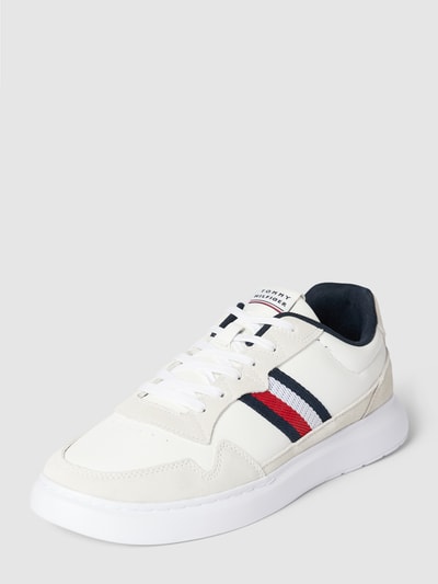 Tommy Hilfiger Sneakersy z detalami z logo Biały 2