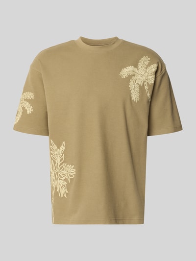 Produktfoto, T-Shirt mit Motiv-Stitching von JAKE*S STUDIO MEN in Beige mit hellen Stitching-Motiven, Baumwoll-Mix mit Stretch-Anteil, Regular-Fit, Rundhalsausschnitt, Rückenlänge bei Größe M 68 cm