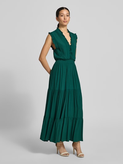 Apricot Maxikleid aus Viskose mit V-Ausschnitt und Rüschen Gruen 1