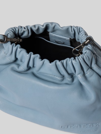 LIEBESKIND BERLIN Handtasche mit Label-Detail Modell 'CLOUD' Rauchblau 5