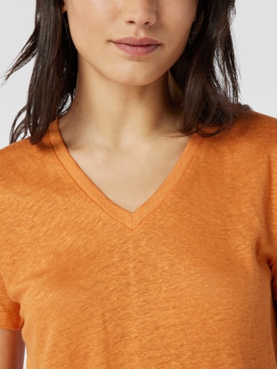 Weekend Max Mara T-Shirt aus Leinen mit V-Ausschnitt Orange 3