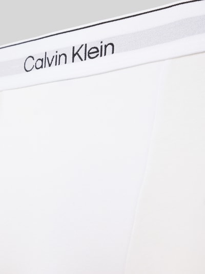 Produktfoto, białe majtki Pant & Trunk aus Baumwoll-Mix im 5er-Pack von Calvin Klein Underwear z gładką teksturą