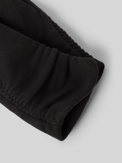 Produktfoto, Handschuhe aus elastischem Material-Mix mit Raffungen von EEM, schwarze Farbe, weiche Struktur, Detailaufnahme.