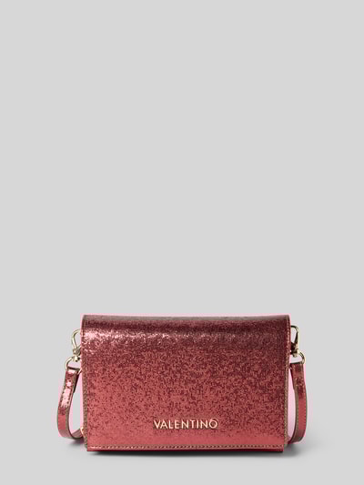 VALENTINO BAGS Schimmernde Handtasche mit Label-Applikation Modell 'EMBER' Bordeaux 1