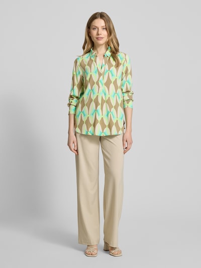 Betty Barclay Regular Fit Bluse mit V-Ausschnitt Oliv 1